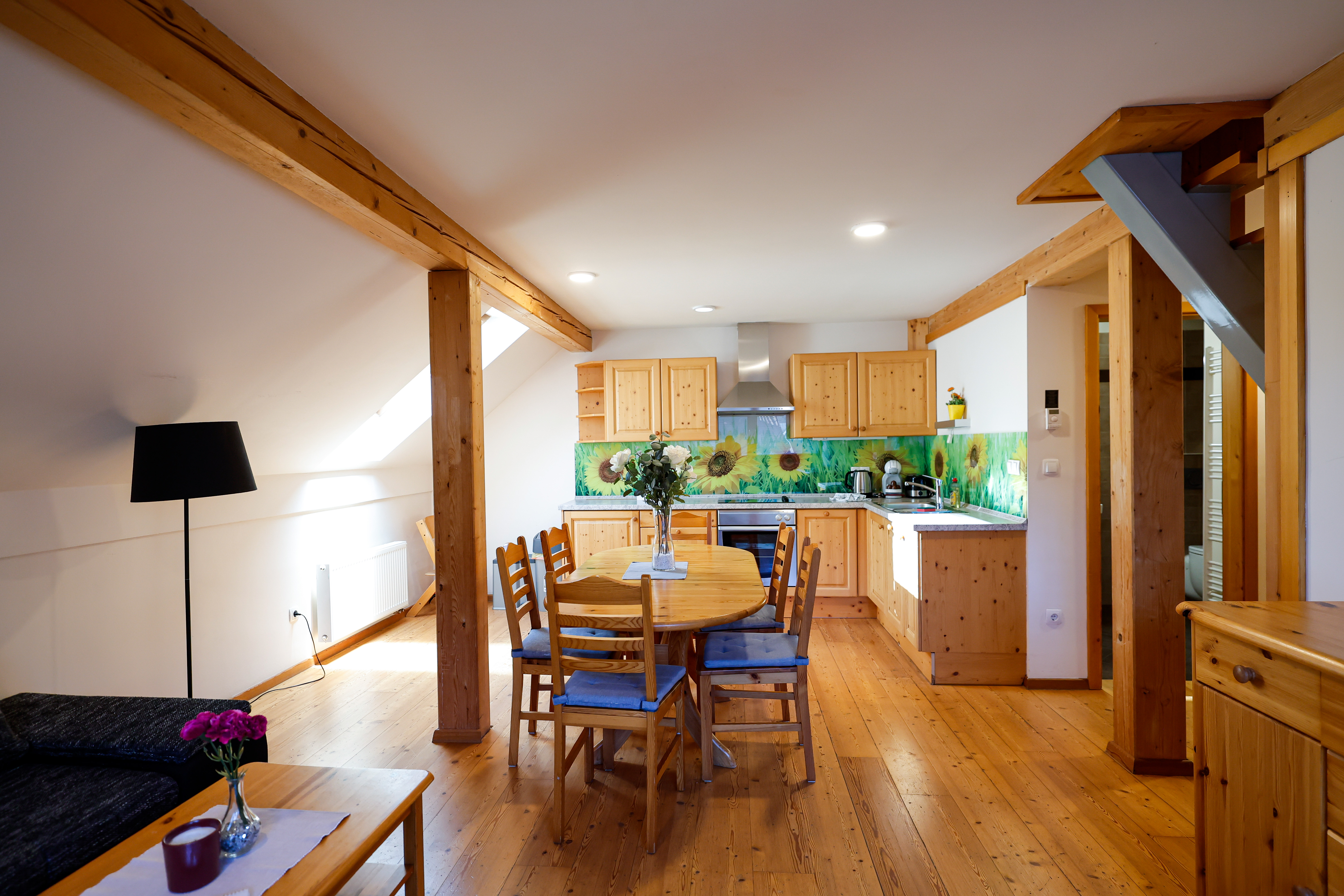 Apartment 4 0